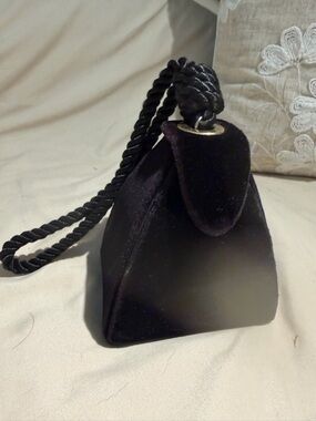 Vintage "Another Y&S Original" velvet evening bag.
